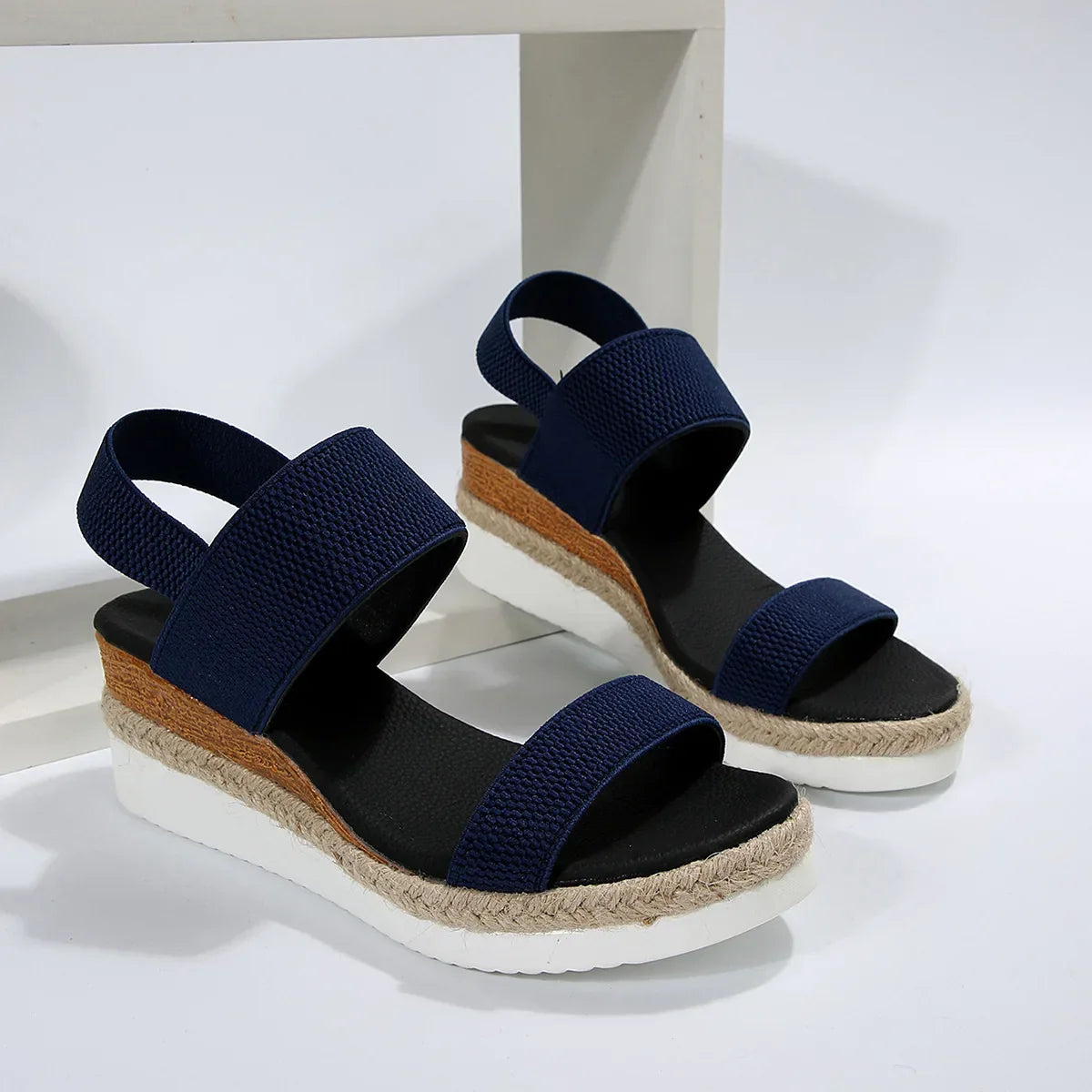 Sandália Feminina Aurora - Moderna, Elegante e Confortável
