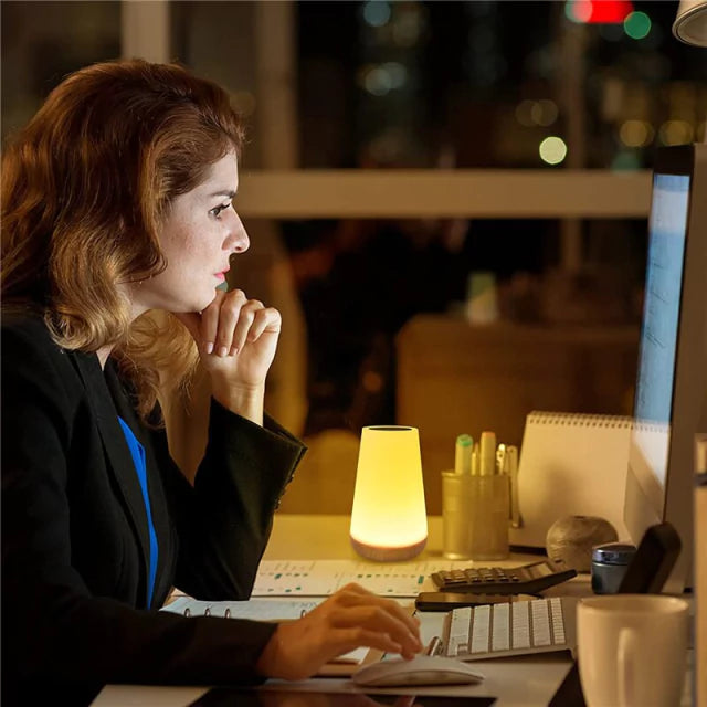 Luminária de Mesa LumiFlex™ - Iluminação RGB em 13 Cores