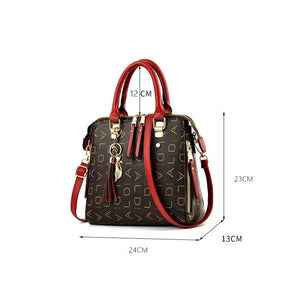 Bolsa Feminina em Couro Le Charme Félin™ + Chaveiro Glamour de Brinde