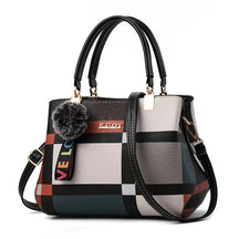 Bolsa de Ombro Feminina Vittoria Plaid™ + Brinde Exclusivo