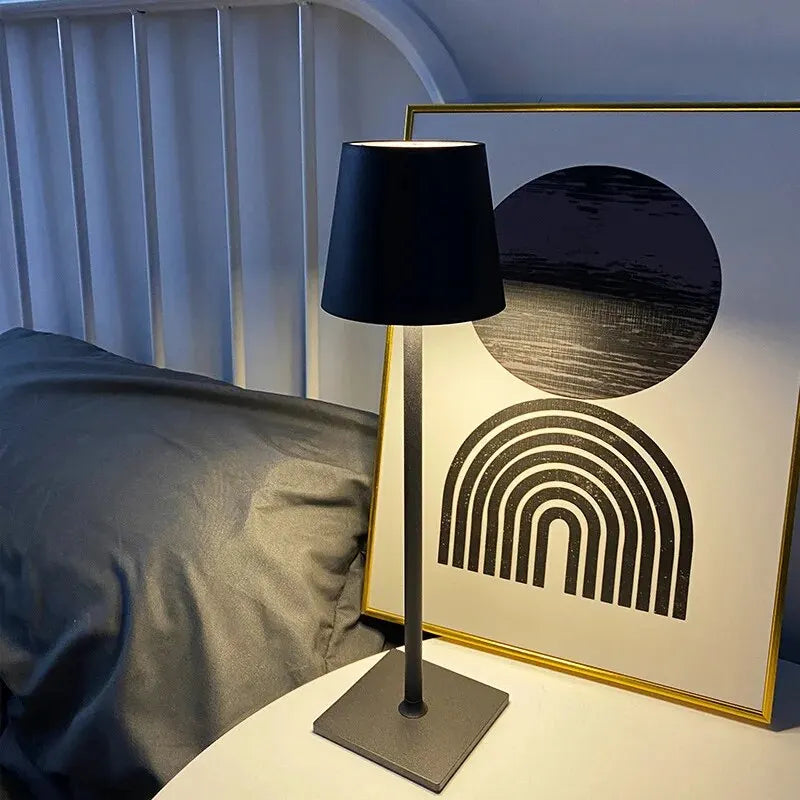 Luminária de Mesa Recarregável à prova de Água