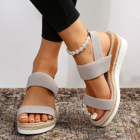 Sandália Feminina Aurora - Moderna, Elegante e Confortável