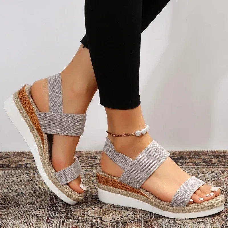 Sandália Feminina Aurora - Moderna, Elegante e Confortável