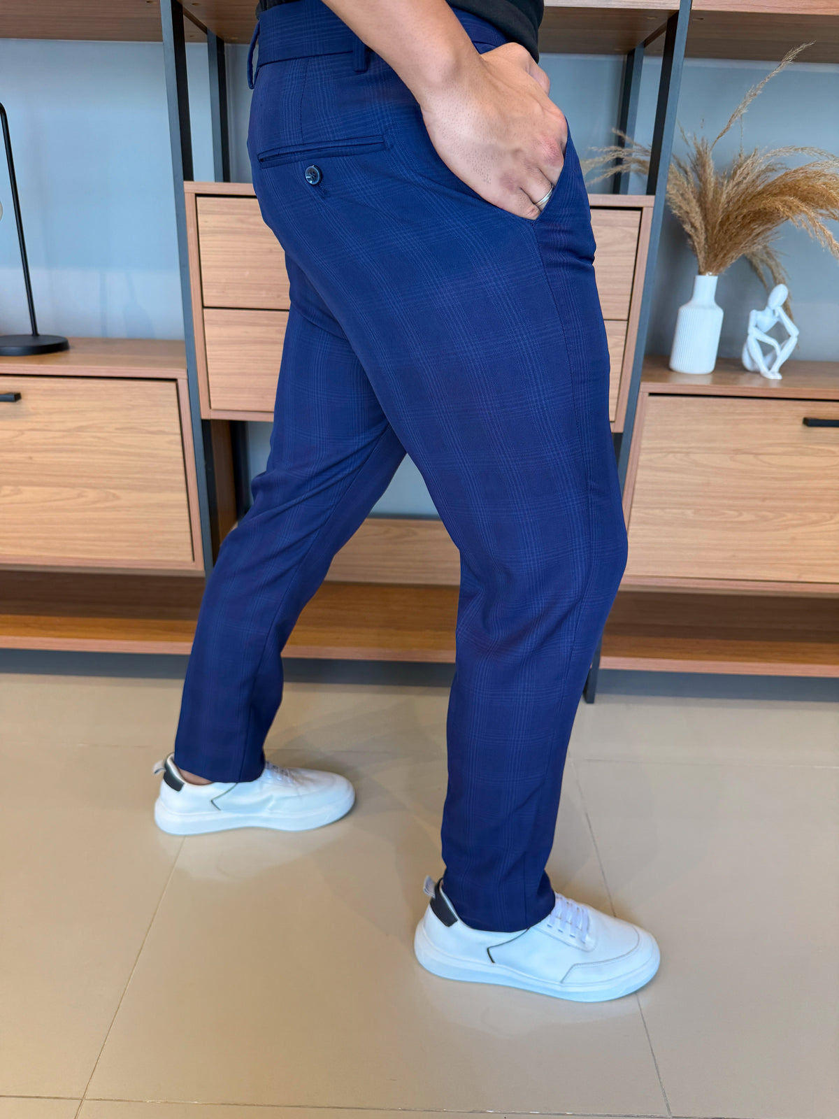 Calça London Alfaitaria Xadrez Azul Royal