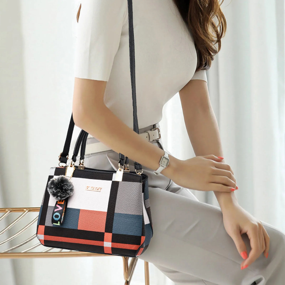 Bolsa de Ombro Feminina Vittoria Plaid™ + Brinde Exclusivo