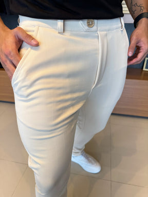 Calça Avani Bege Modelo Texturizado