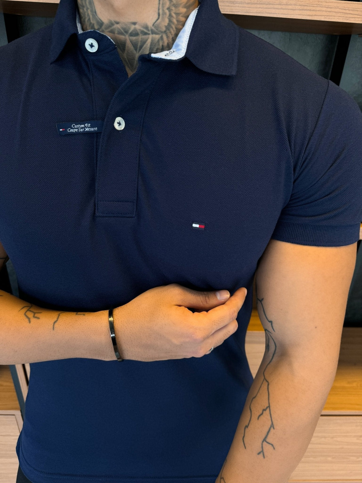 Polo Tommy H. Masculina Clássica 1985 Marinho