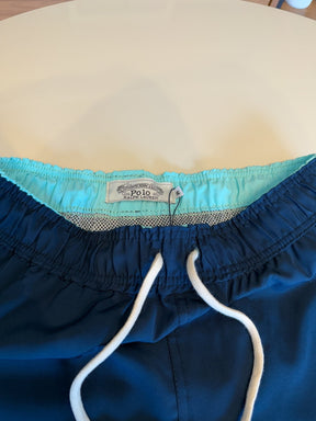Short Ralph. Marinho Logo Azul bebê